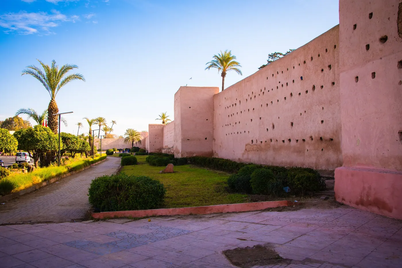 Pourquoi Marrakech est-elle rouge ?