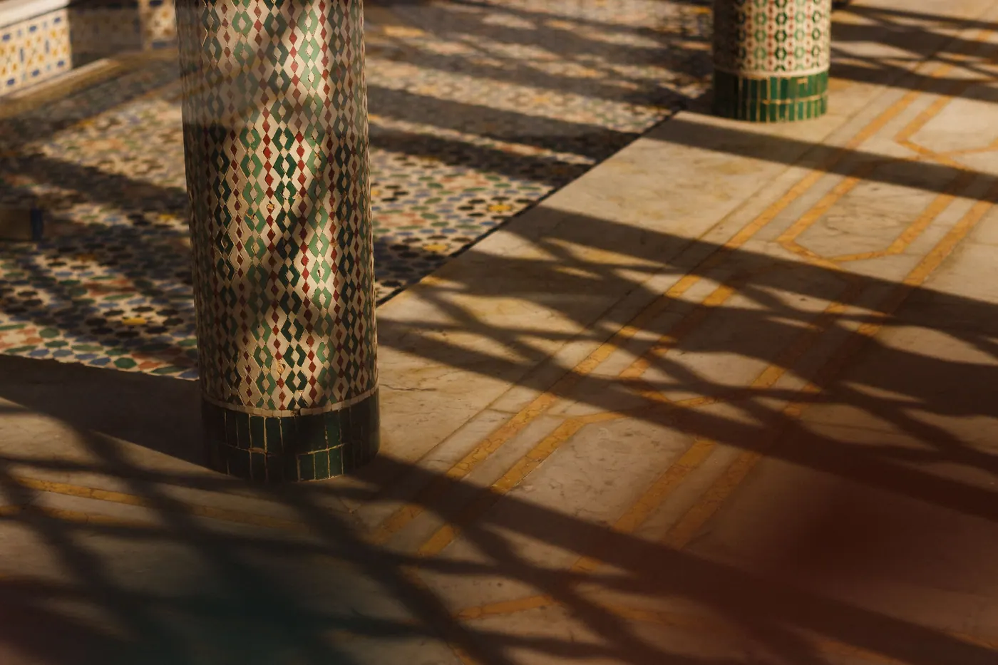 Pourquoi le zellige marocain fascine-t-il encore le monde ?
